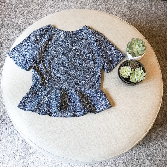 GAP Blue patterned peplum top - Picture 4 of 4